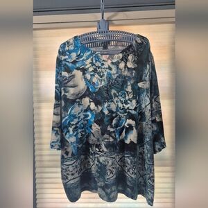 Catherines 3/4 Sleeve Blue Floral  Blouse with Sequin Neckline. 2X WP